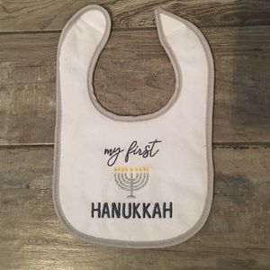 3 for $20 NWOT my first Hanukkah 🕎 bib